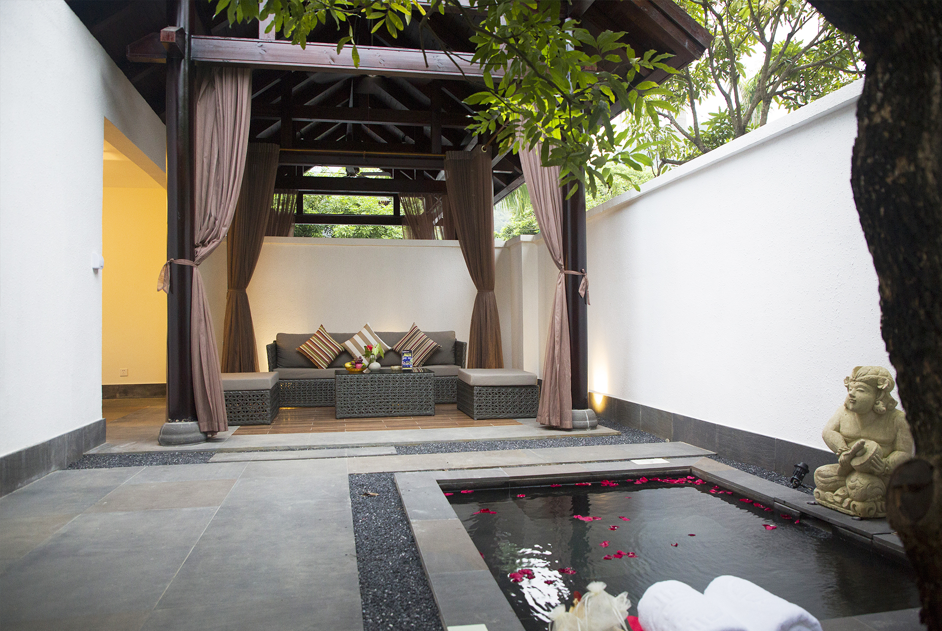 ���L(f��ng)�w �d